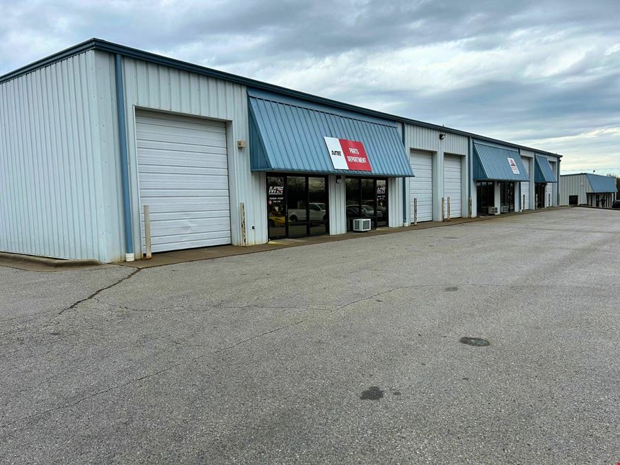 WAREHOUSE SPACE FOR LEASE IN NIXA