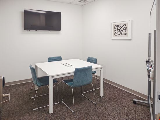 Regus - Branson - W Hwy 76