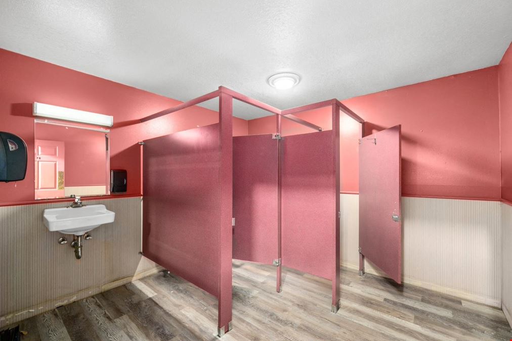 3796 highway 2 e