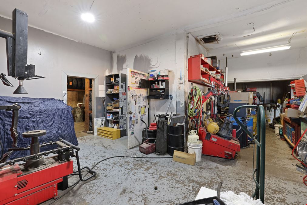 Auto Repair Commercial Property for Sale