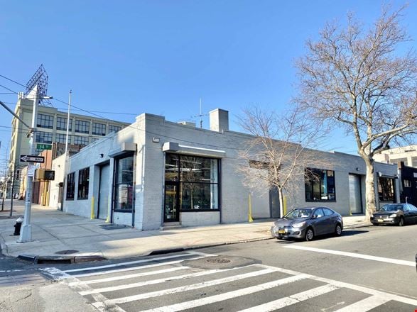 Preview of Industrial space for Rent at 33-11 37th Avenue