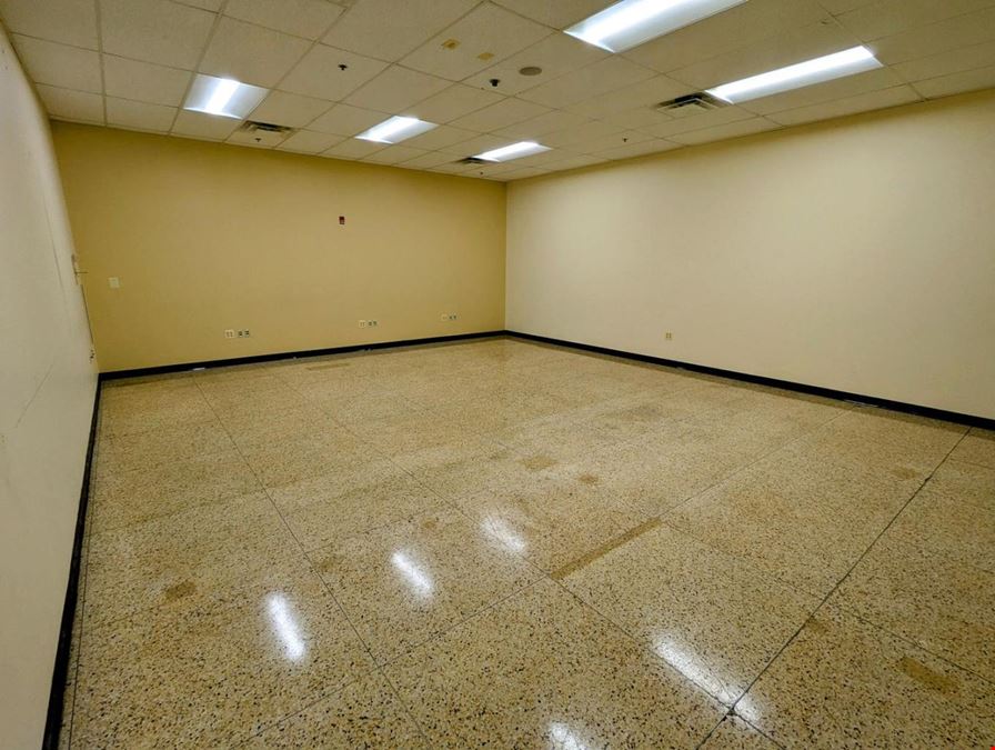 Randallstown Plaza - 3637-3695 Offutt Rd