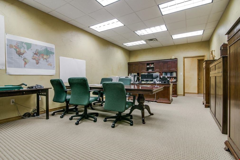 Furnished Executive Office Suites  & 1,200 SF Warehouse Space Available