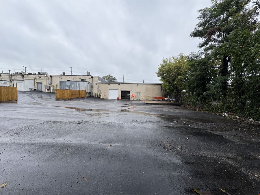 11406 Reisterstown Road BlueStar Center