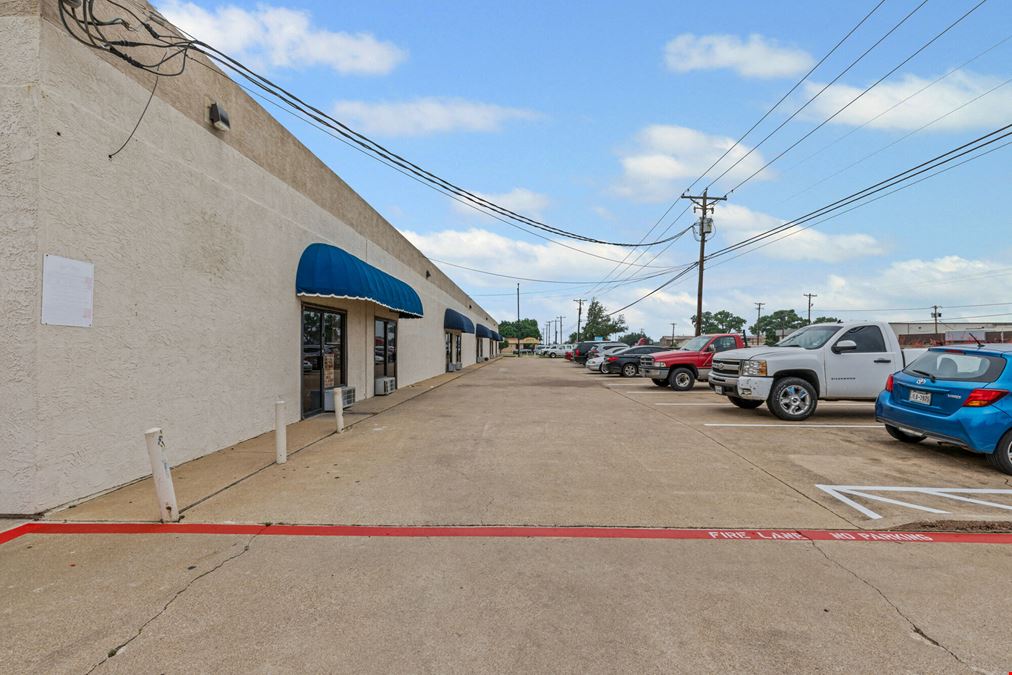 732 W Hurst Blvd