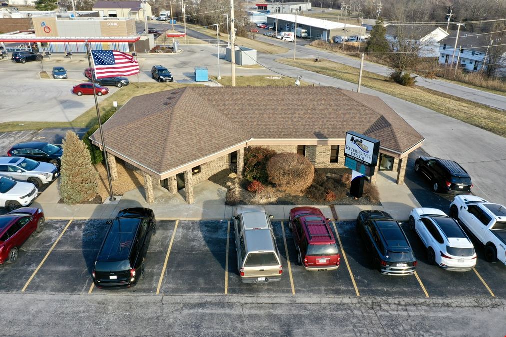 1,910 SF Medical Office Building for Lease in Ozark