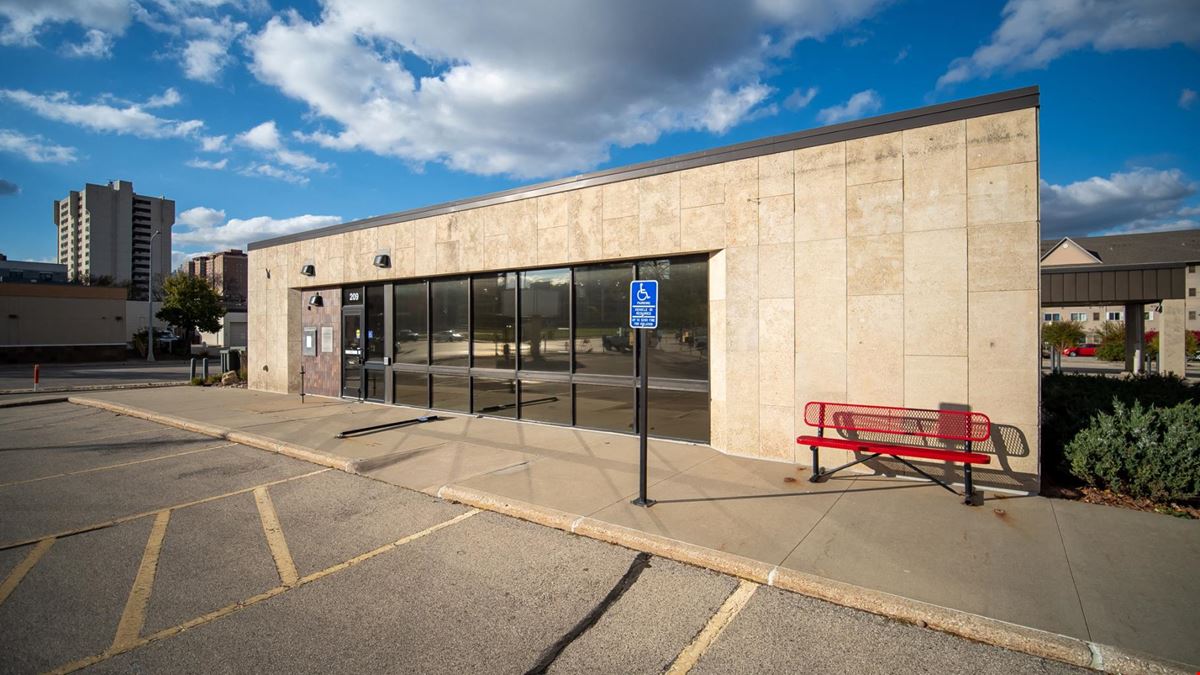 Center Street Premier Flex-Commercial Space 