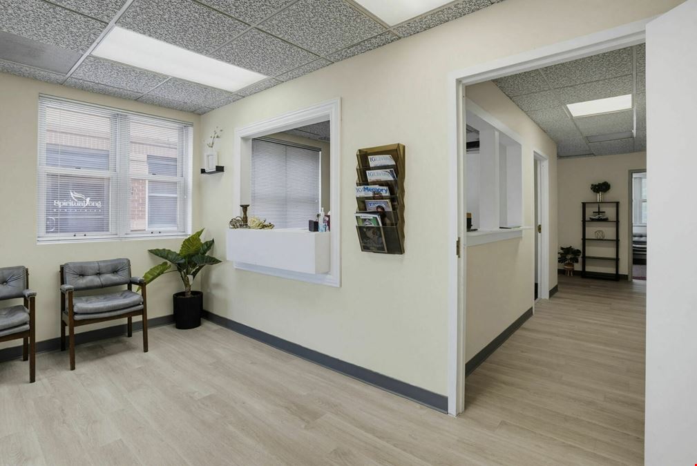 Cenna Center Condominium Unit M