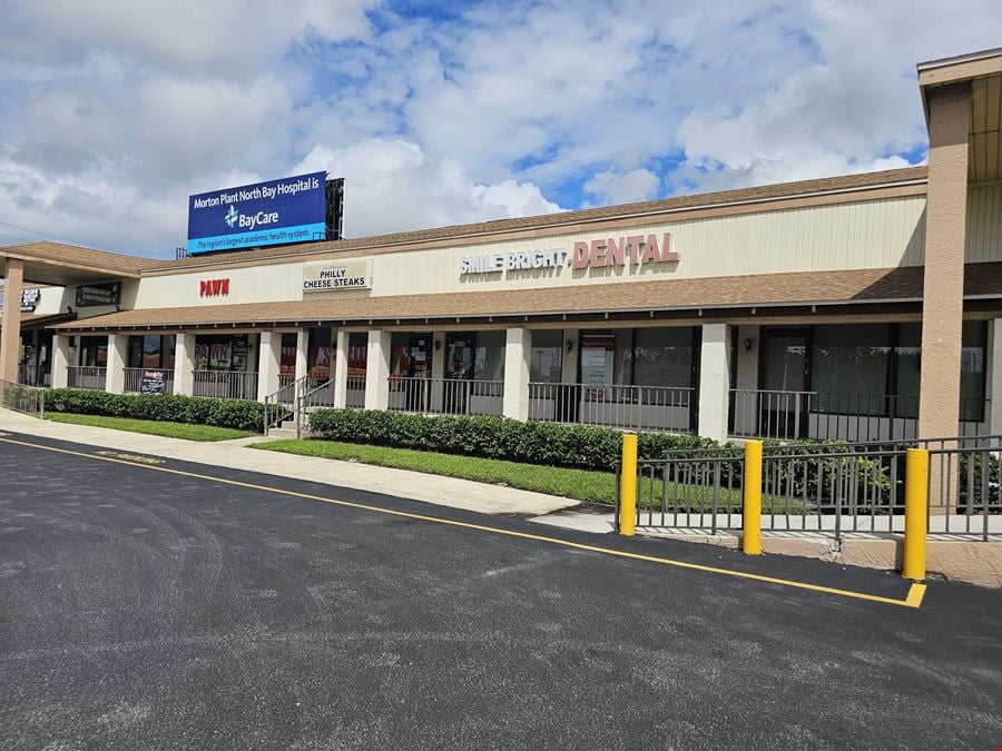 7 Springs Plaza