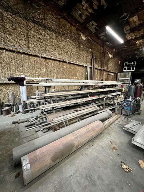 1512  REFINERY ROAD