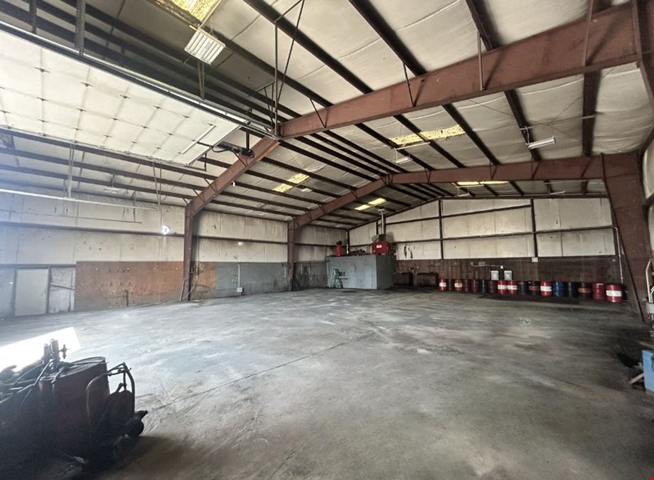 273 E Main St