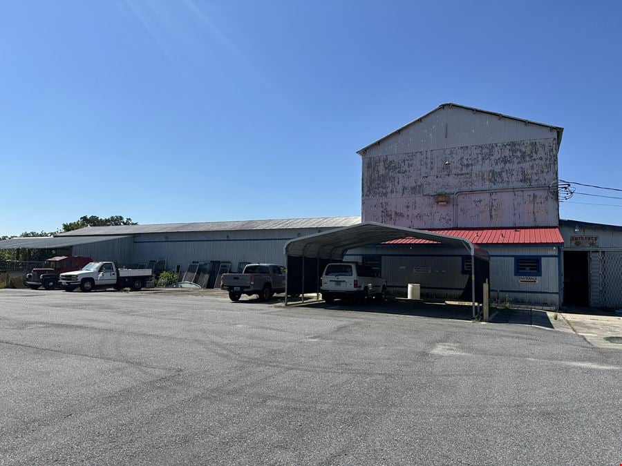 25,869sf Industrial (5 Bldg) on 7.65 Acres