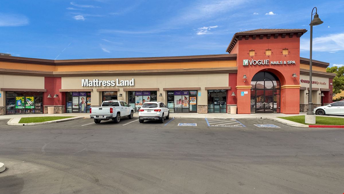 Tuscan Plaza Shopping Center: Prime Retail End Cap & Shop Space