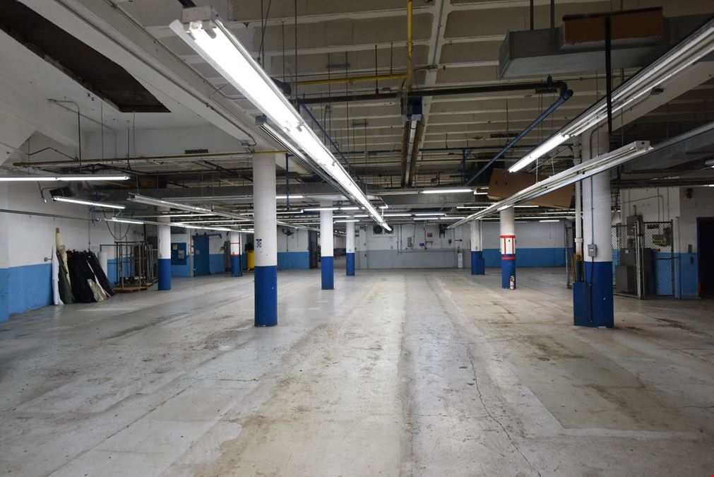 3500 N Kostner Ave