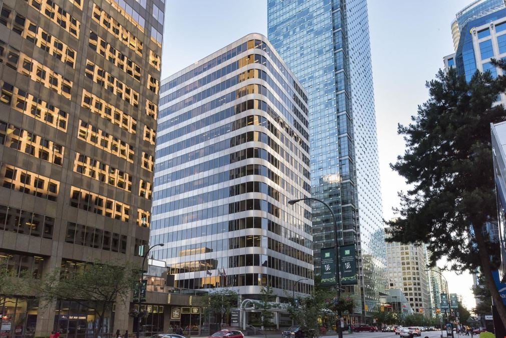 1090 W Georgia