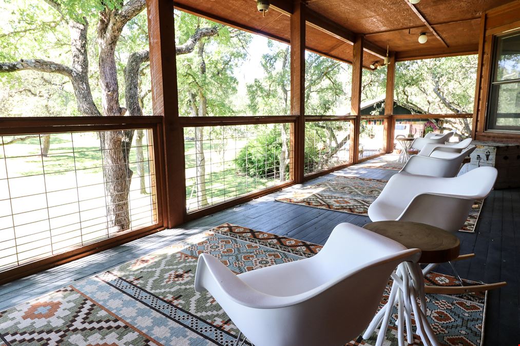 LaLa Park- Private Hill Country Retreat