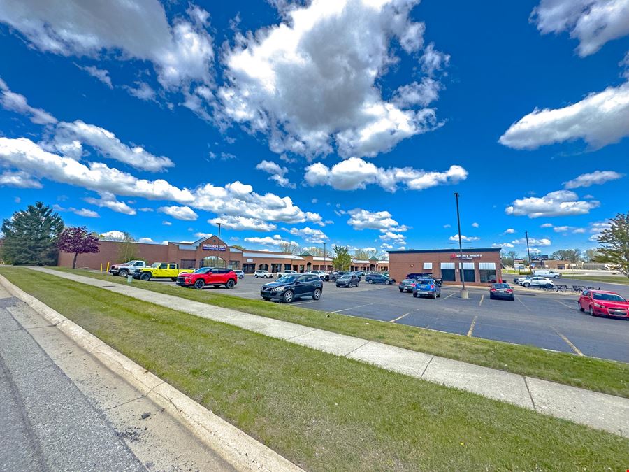 Oxford Mills Shopping Center | 1350-1530 SOUTH LAPEER ROAD | OXFORD, MI​