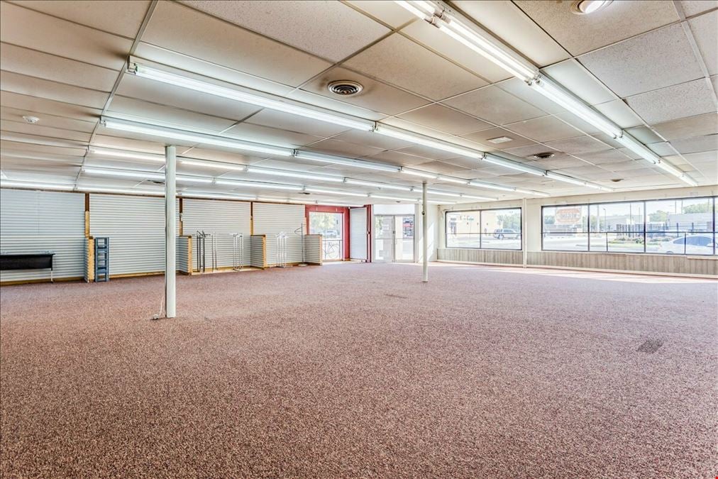 629 N Main St., Hutchinson