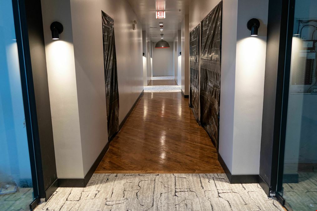 Modern Office Flex Space in Humboldt Park