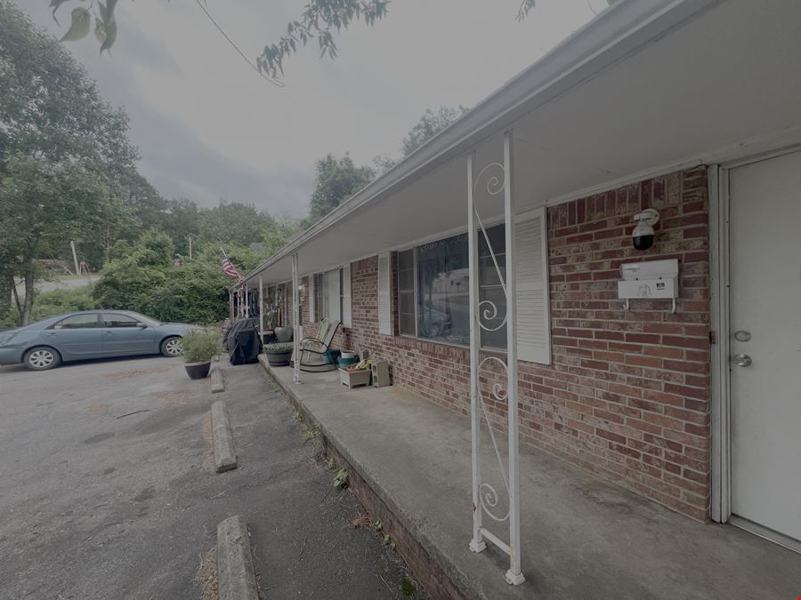 Country Club Apartments