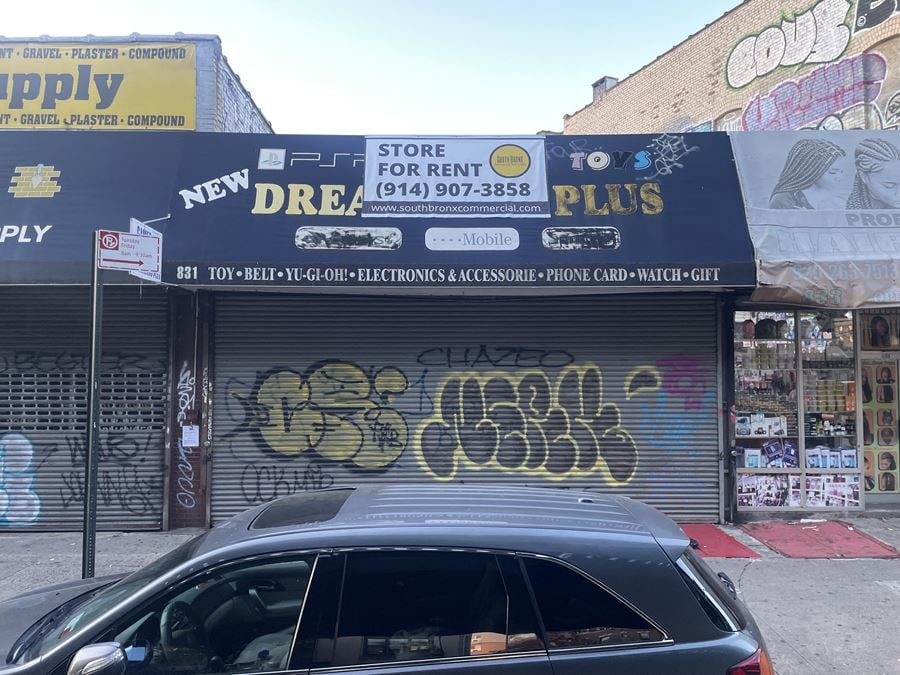 831 Westchester Ave