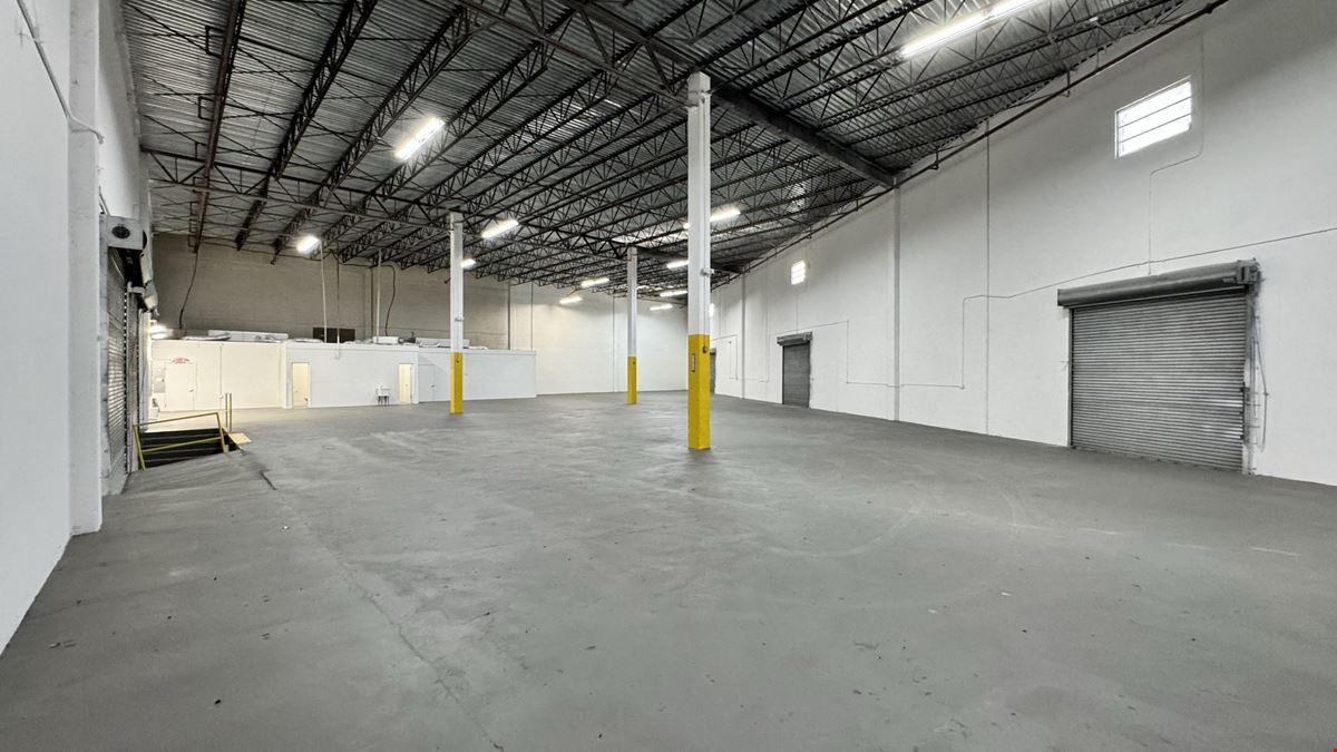 8086 NW 74th Ave - 10,048 SF