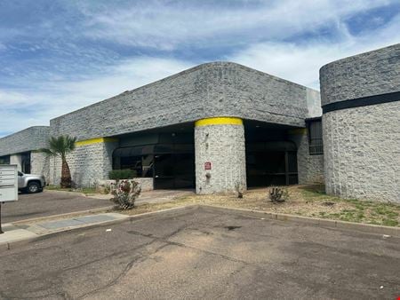 Preview of Industrial space for Rent at 930 W Birchwood Ave