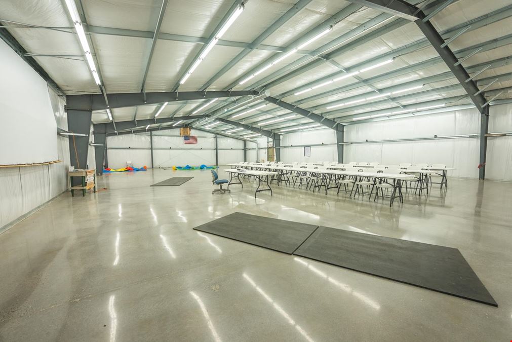 Barnett's Guns & Indoor Range