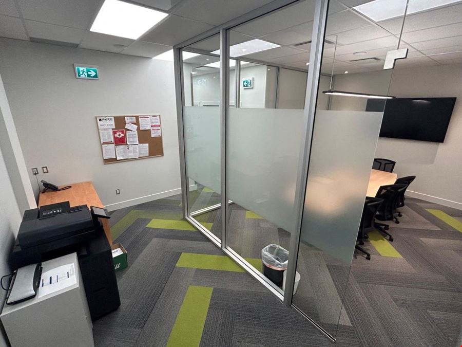 2520 Bridge Street -Service Commercial Strata Unit