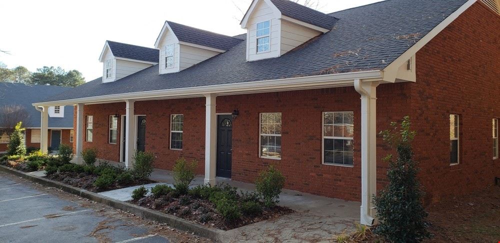 572 Peachtree Parkway