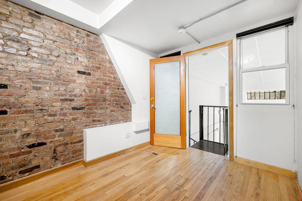 424 West 49th