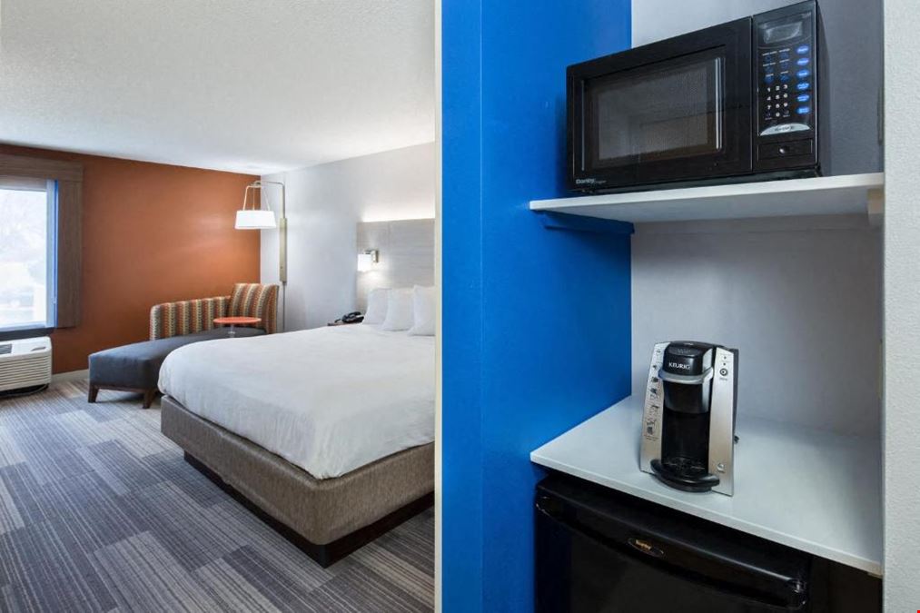 Holiday Inn Express Cedar Rapids