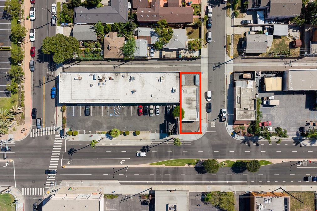22122 Norwalk Blvd