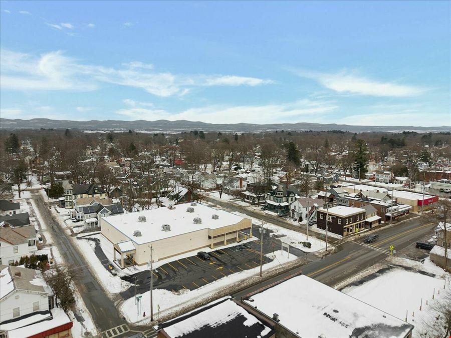 Former Walgreens-Hudson Falls