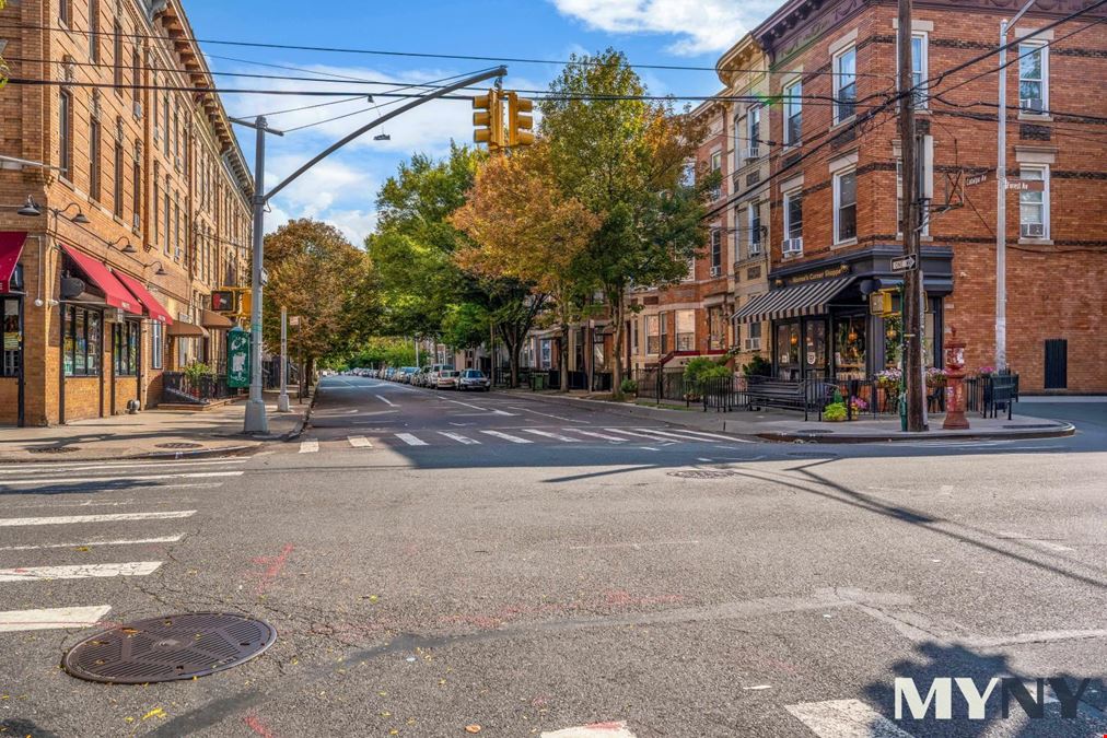 59-05 Catalpa Ave