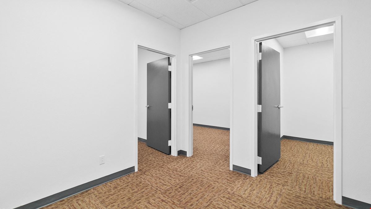 For Lease: Class A Office Space with Full Amenities  | Huntsville Executive Suites