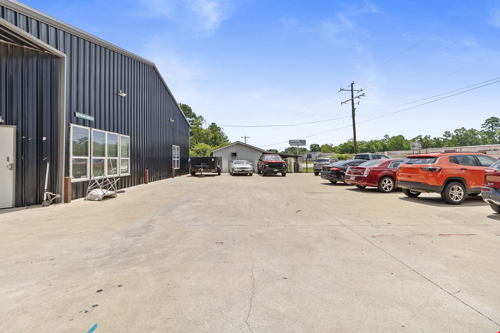 Hwy 105 Frontage – ±1 Acre with  Industrial Building for Commercial or Mixed-Use