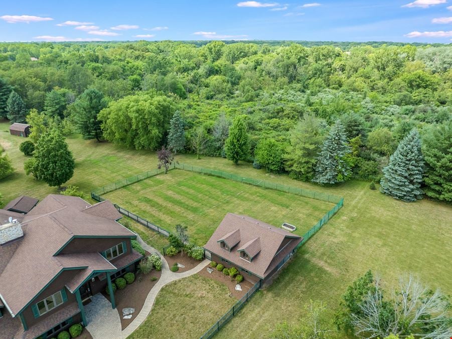 Sprawling PUD or Commercial Usage Opportunity in Frankfort