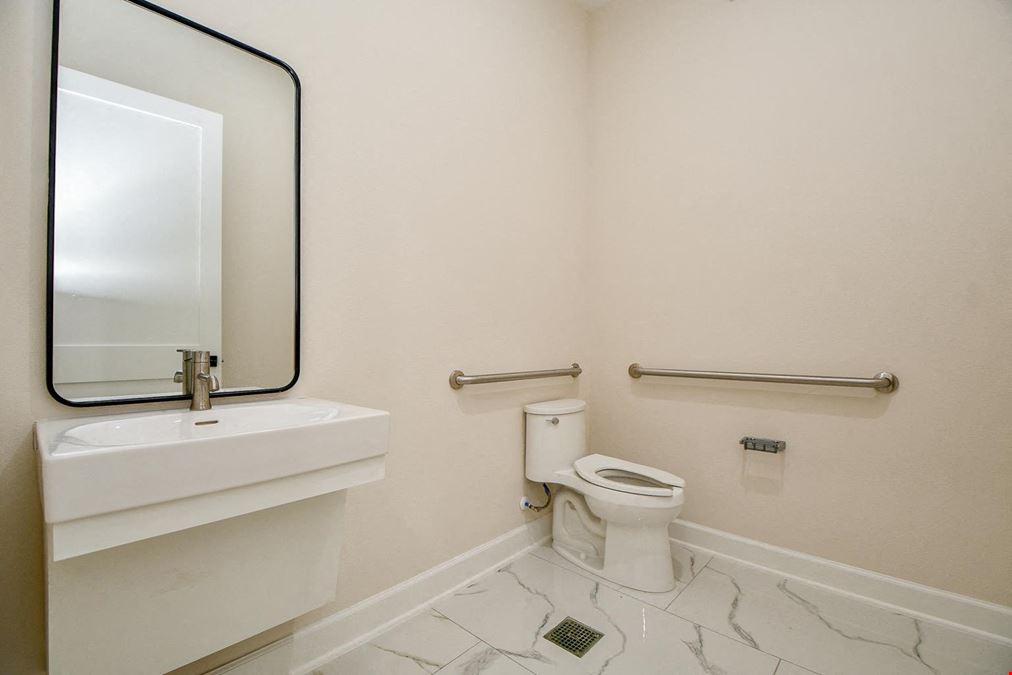 1325 Main St Unit 502
