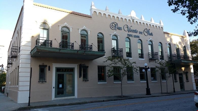 Preview of Office space for Rent at 1915 N. Republica de Cuba Avenue 