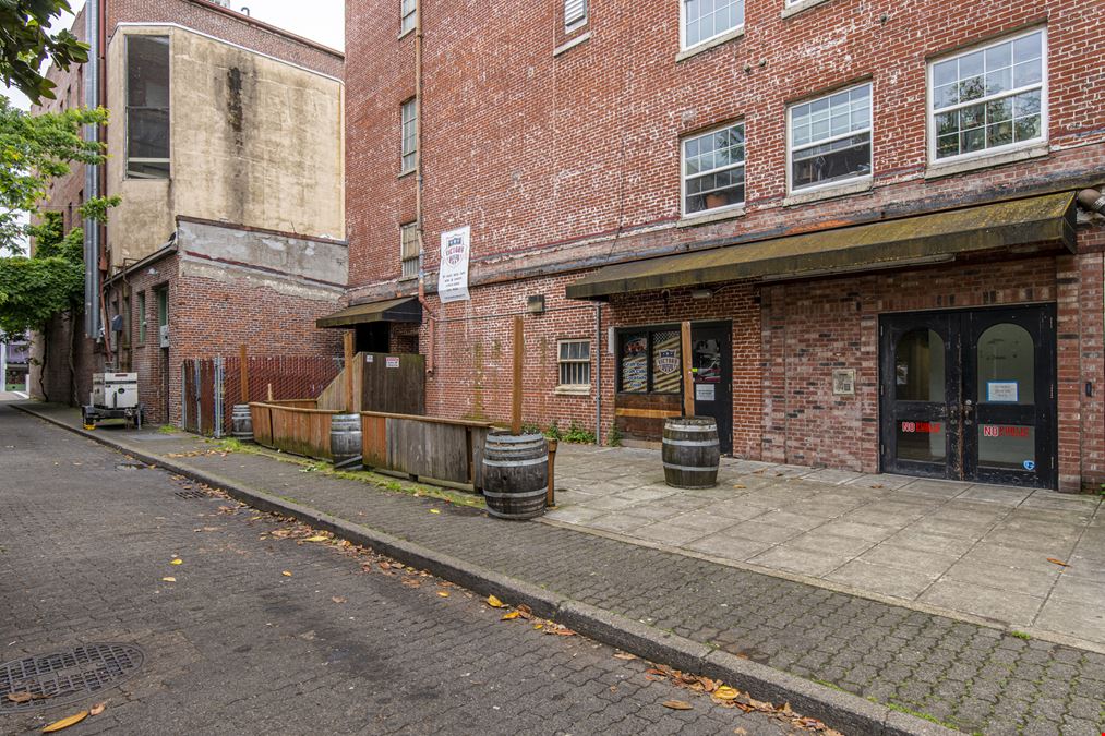 Salem Arts Building