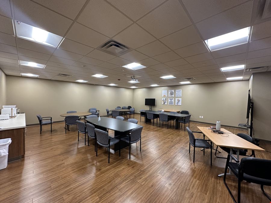 1320 19th Ave NW Lease