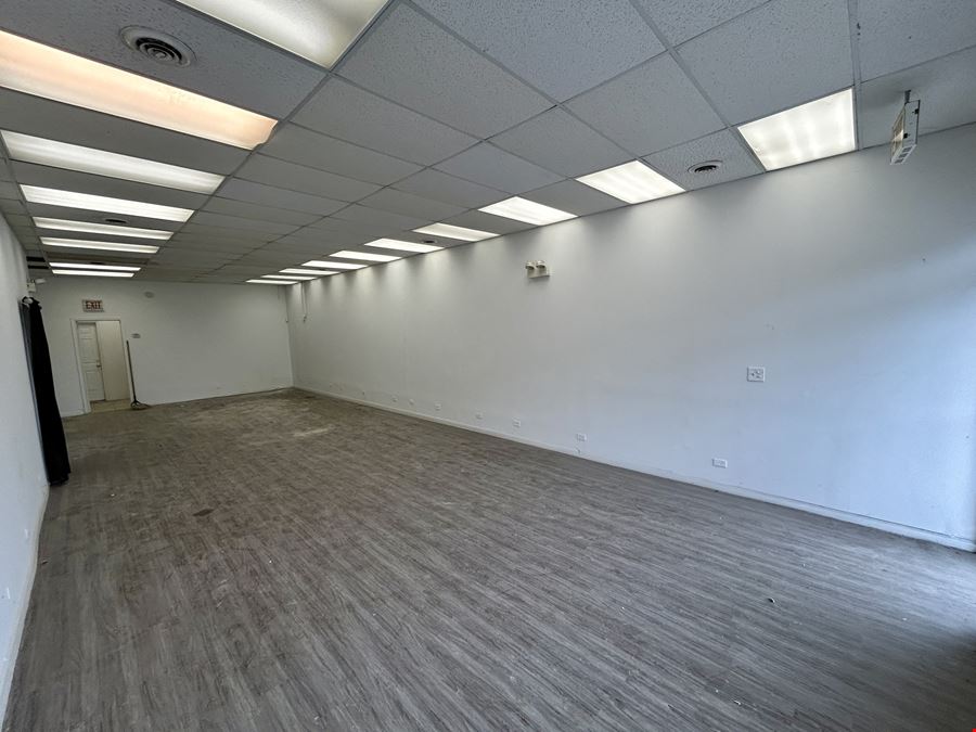 5032 W North Avenue - Commercial for Lease
