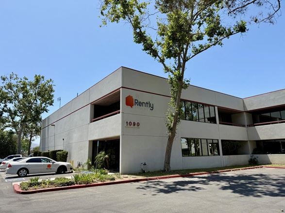 Preview of Industrial space for Rent at 1090 Avenida Acaso