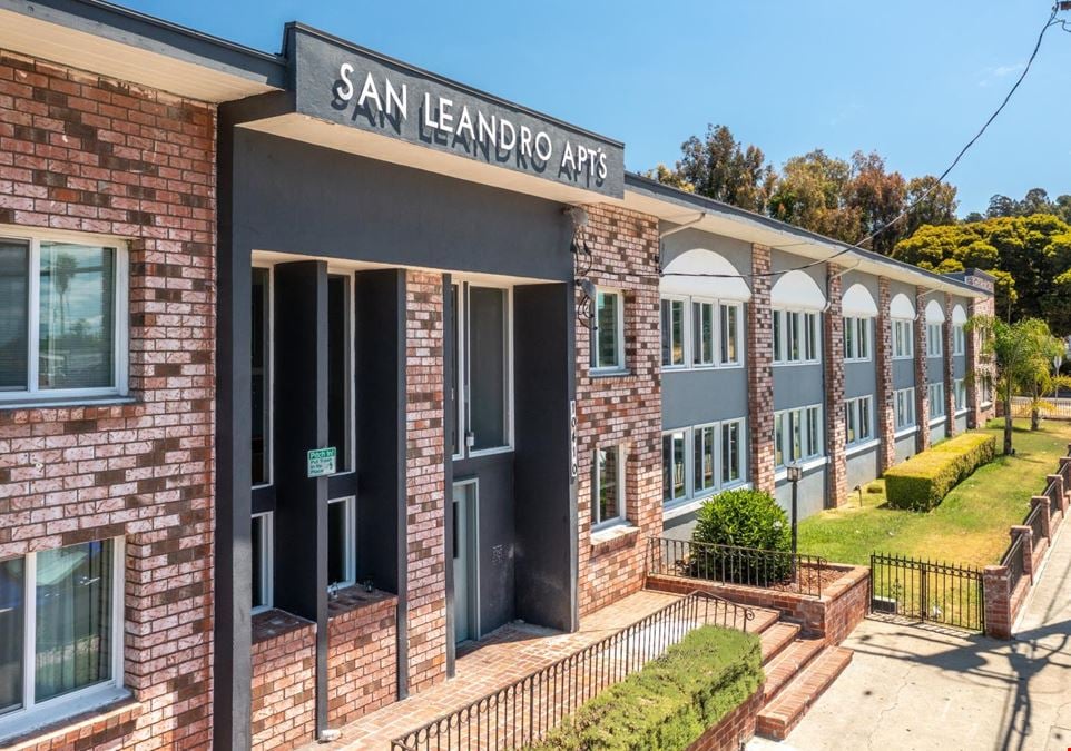 40 Unit Apartment Building | $6,950,000