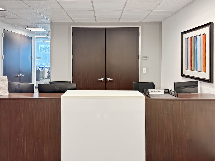 Regus - Downers Grove - Executive Towers West