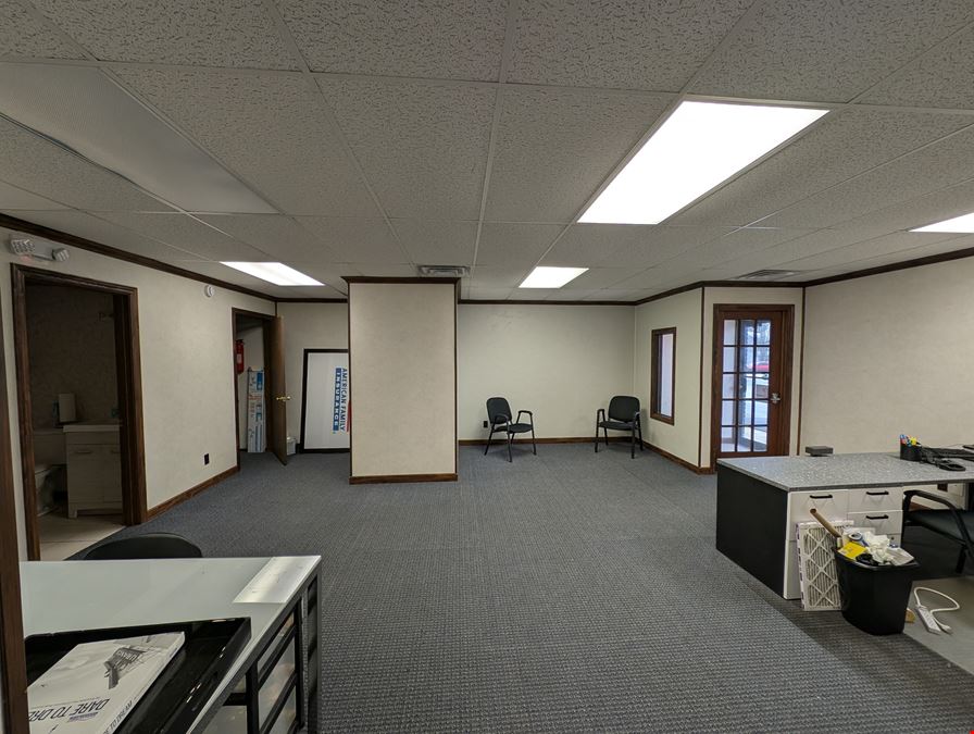 1605 W Candletree Dr Suite 107