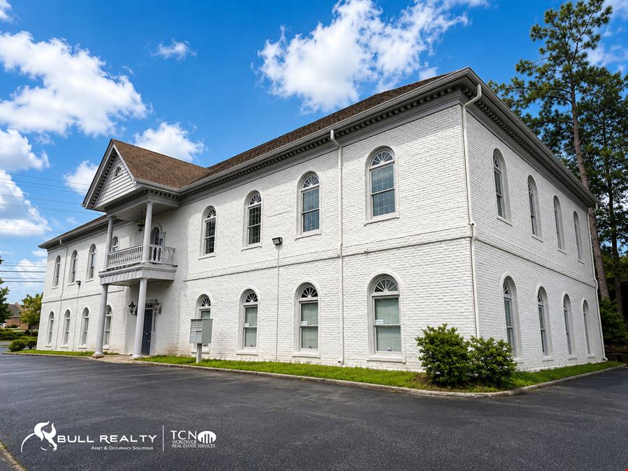 Marietta Office Suites | Five Full-Service Office Suites | ±650 SF to ±2,375 SF