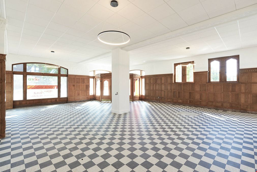 415 DeBaliviere Ave.