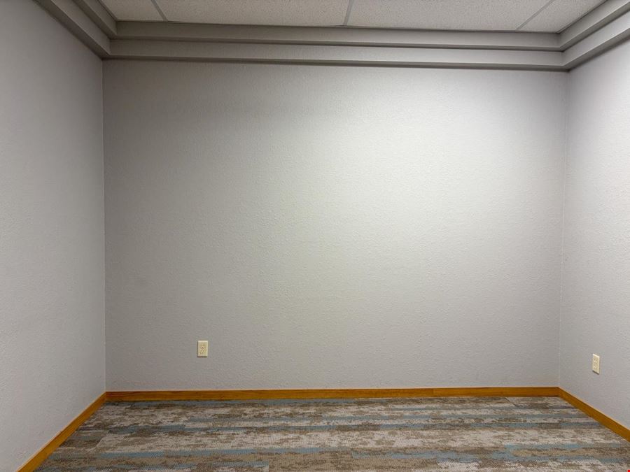 Professional Office Space For Lease in the Highlands